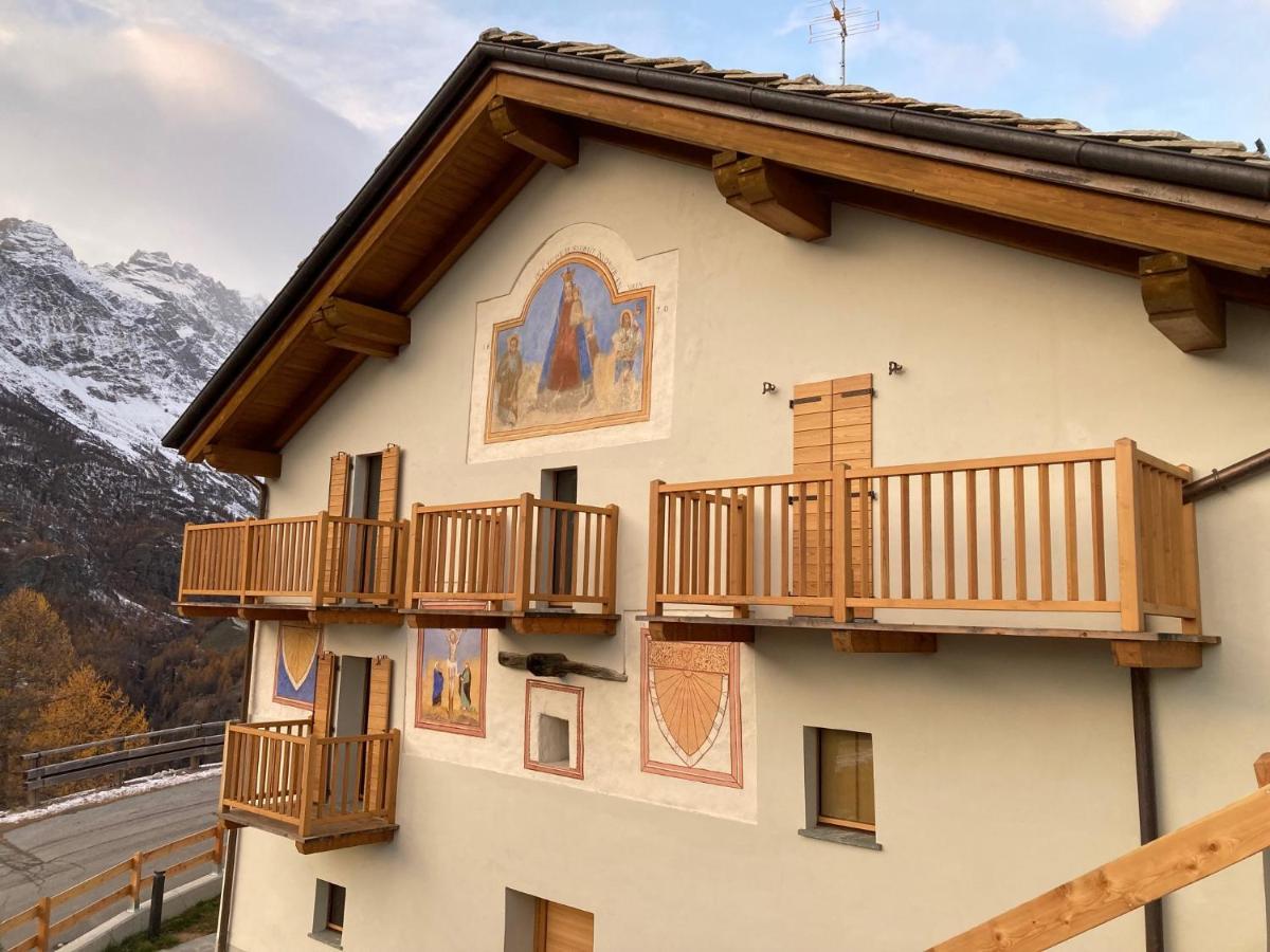 La Maison Du Cre Valtournenche Exterior foto